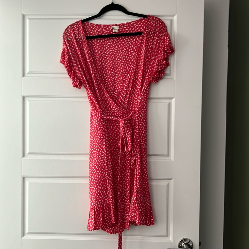 Billabong Floral Wrap Dress -Hot Pink - Size Small